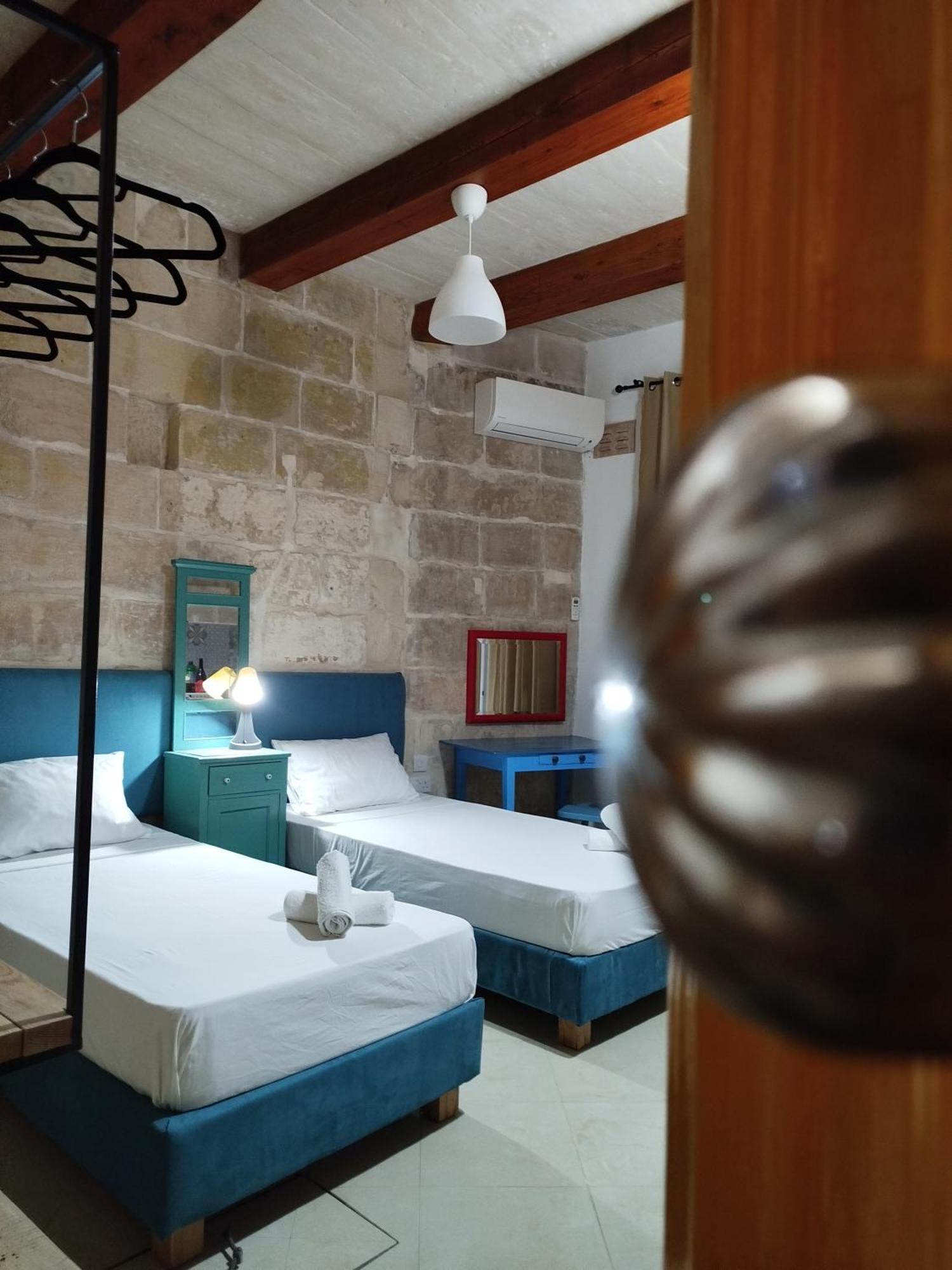 Limestone Sun Suites スリーマ エクステリア 写真
