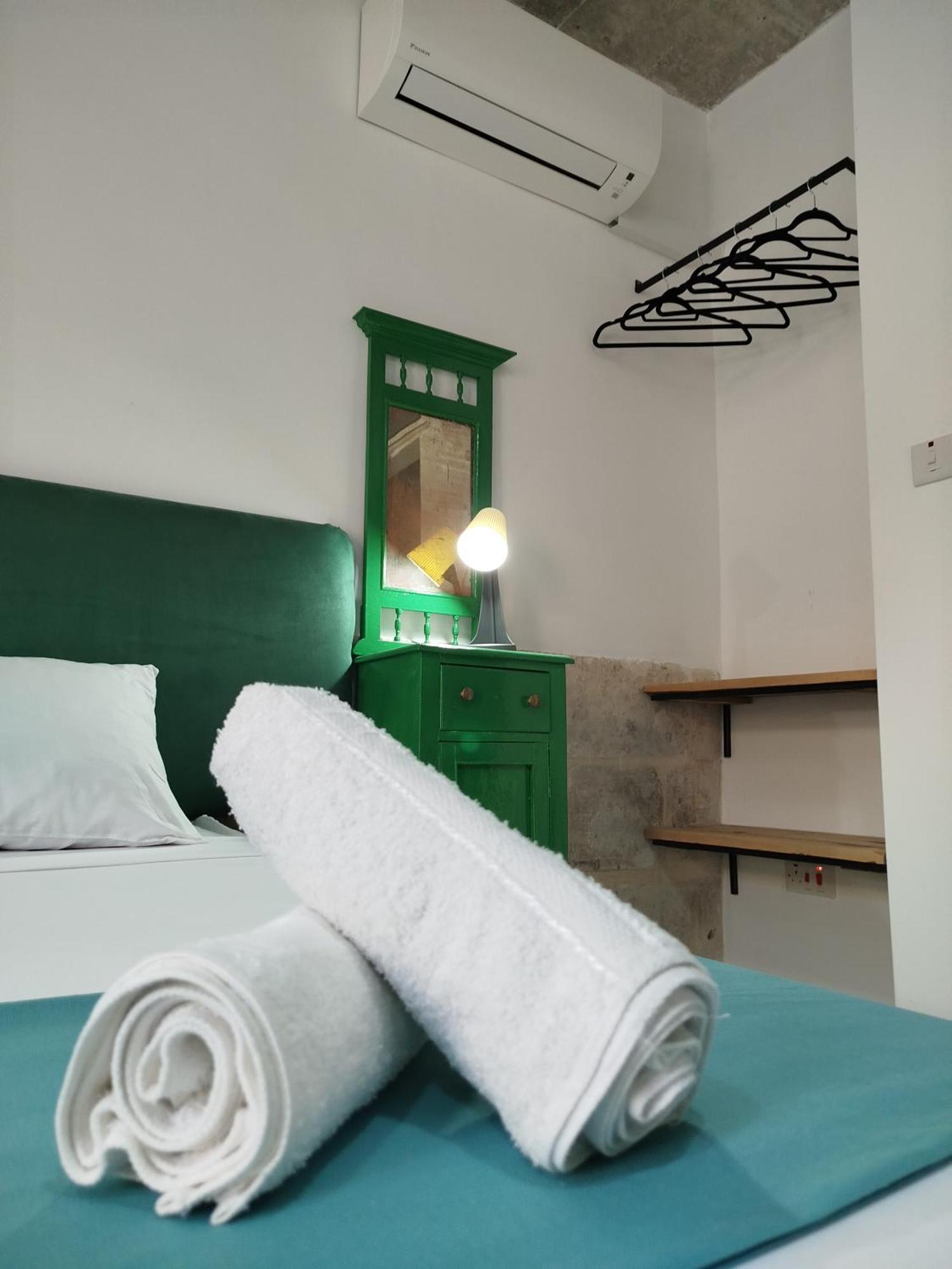 Limestone Sun Suites スリーマ 部屋 写真